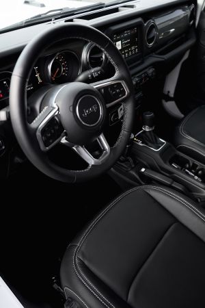 Jeep Wrangler JL