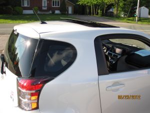 Scion IQ 2012 - srie 300